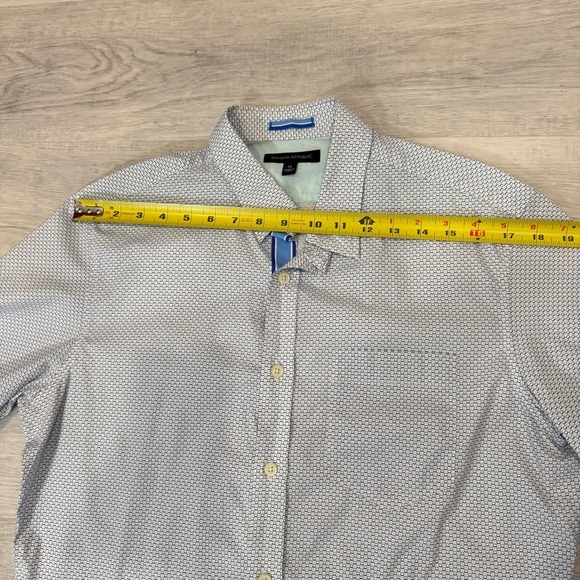 Banana Republic Light Blue Geometric Shirt - Picture 11 of 17